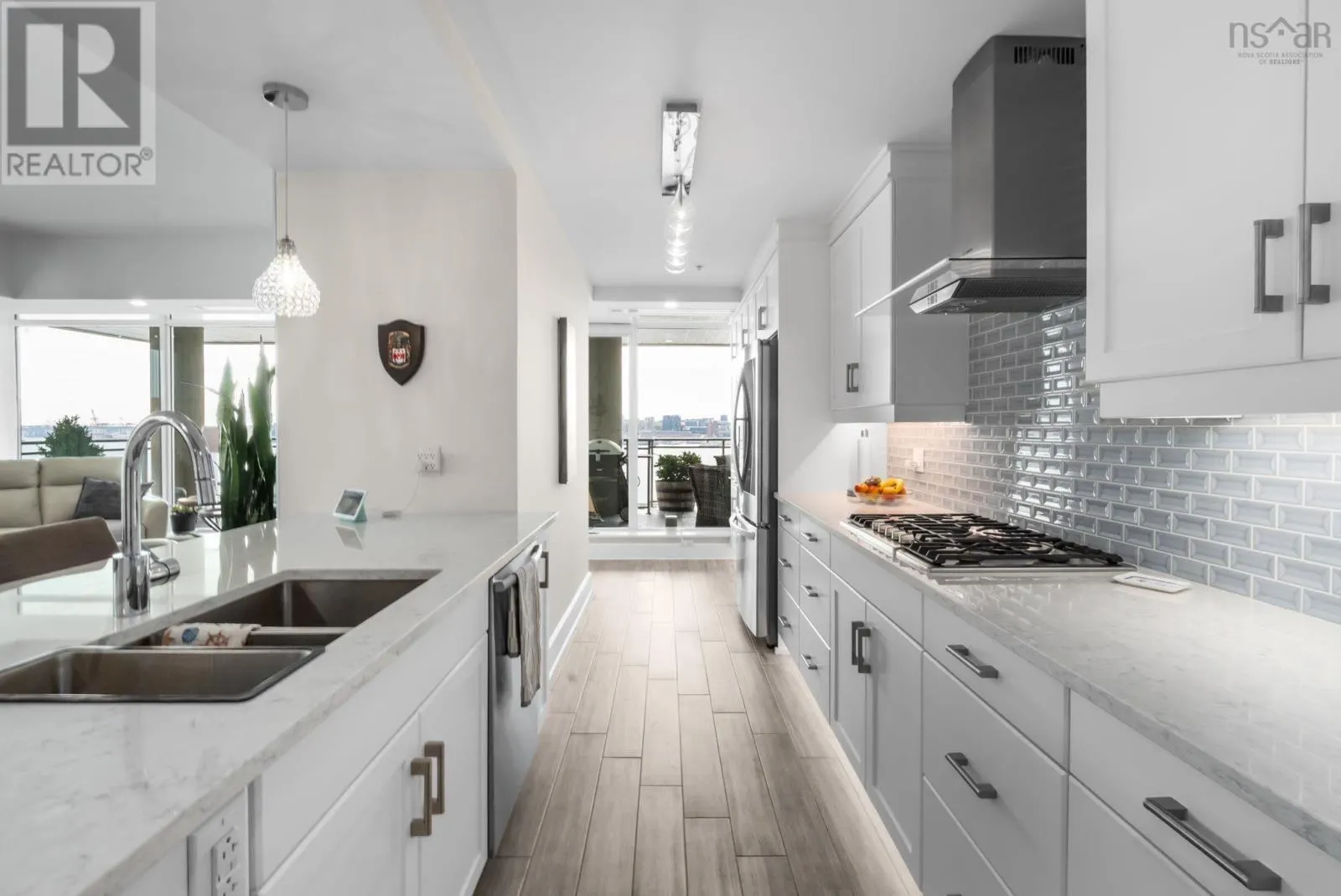 1203 31 Kings Wharf Place