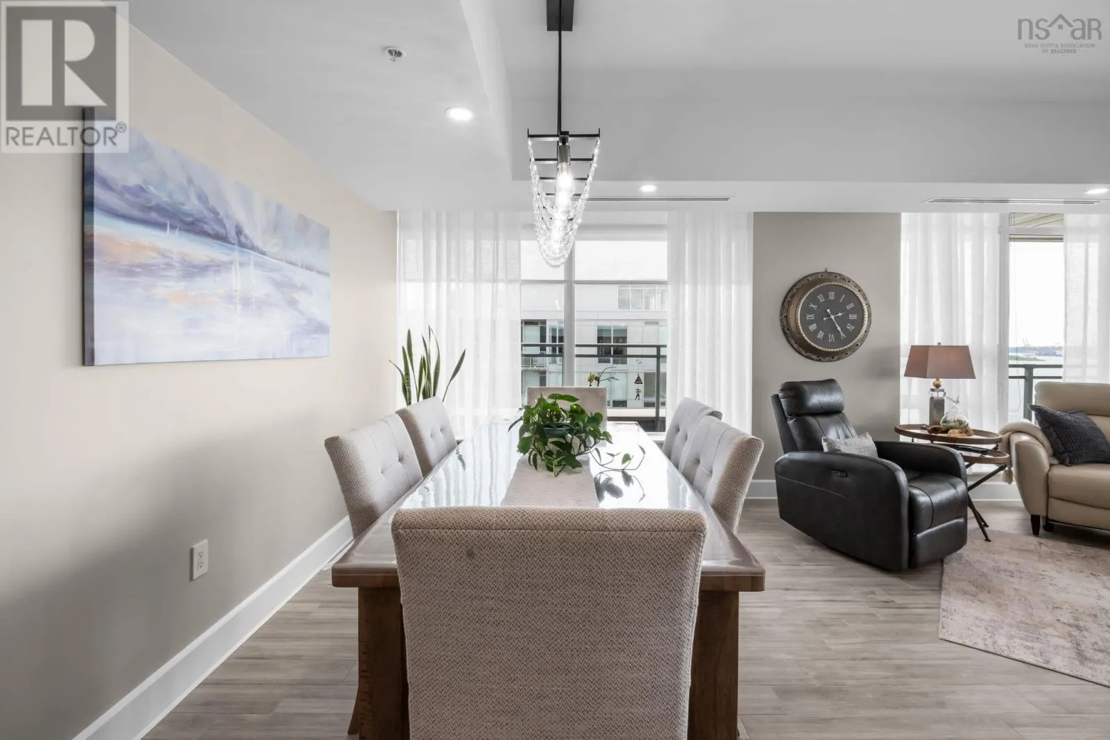 1203 31 Kings Wharf Place