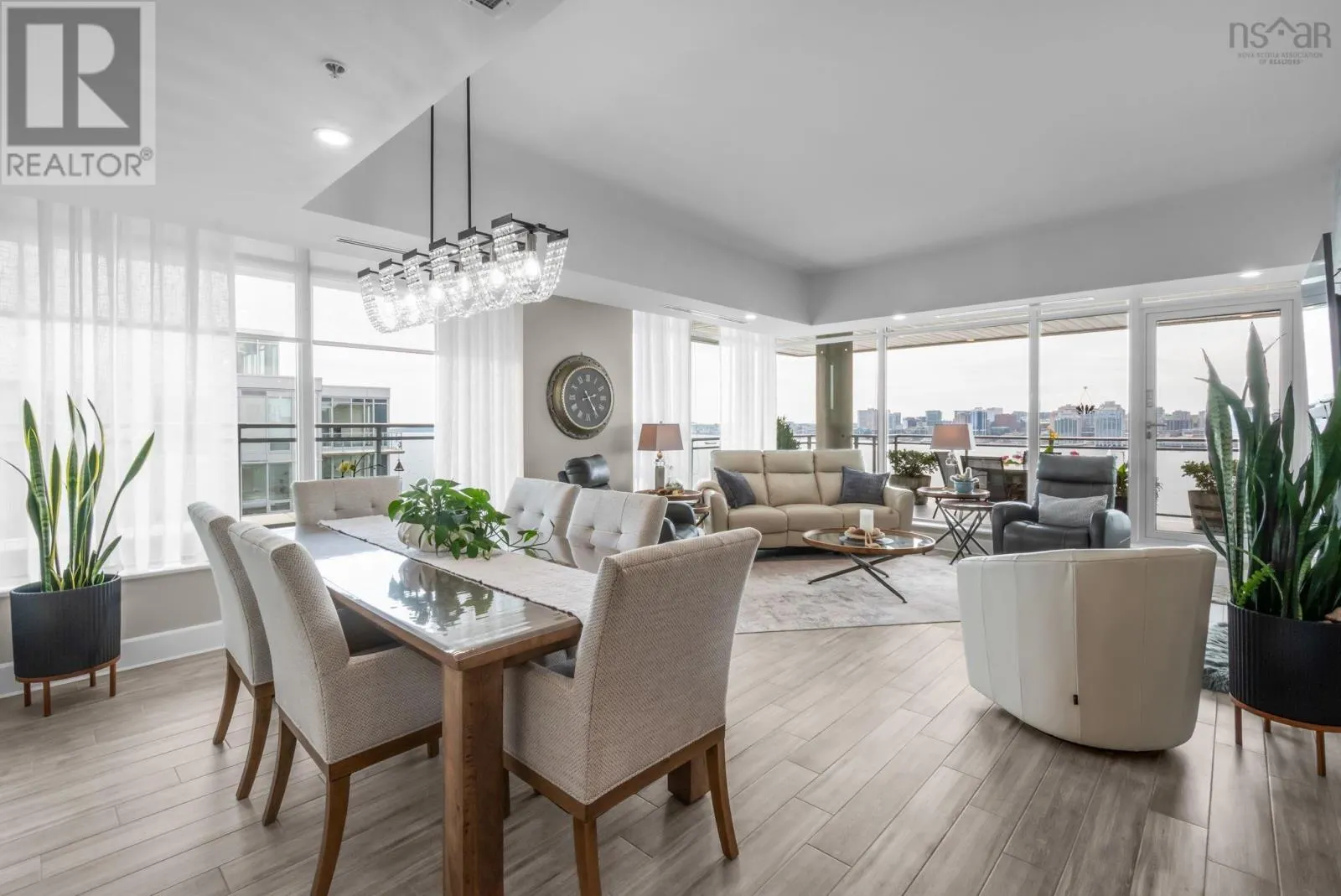 1203 31 Kings Wharf Place