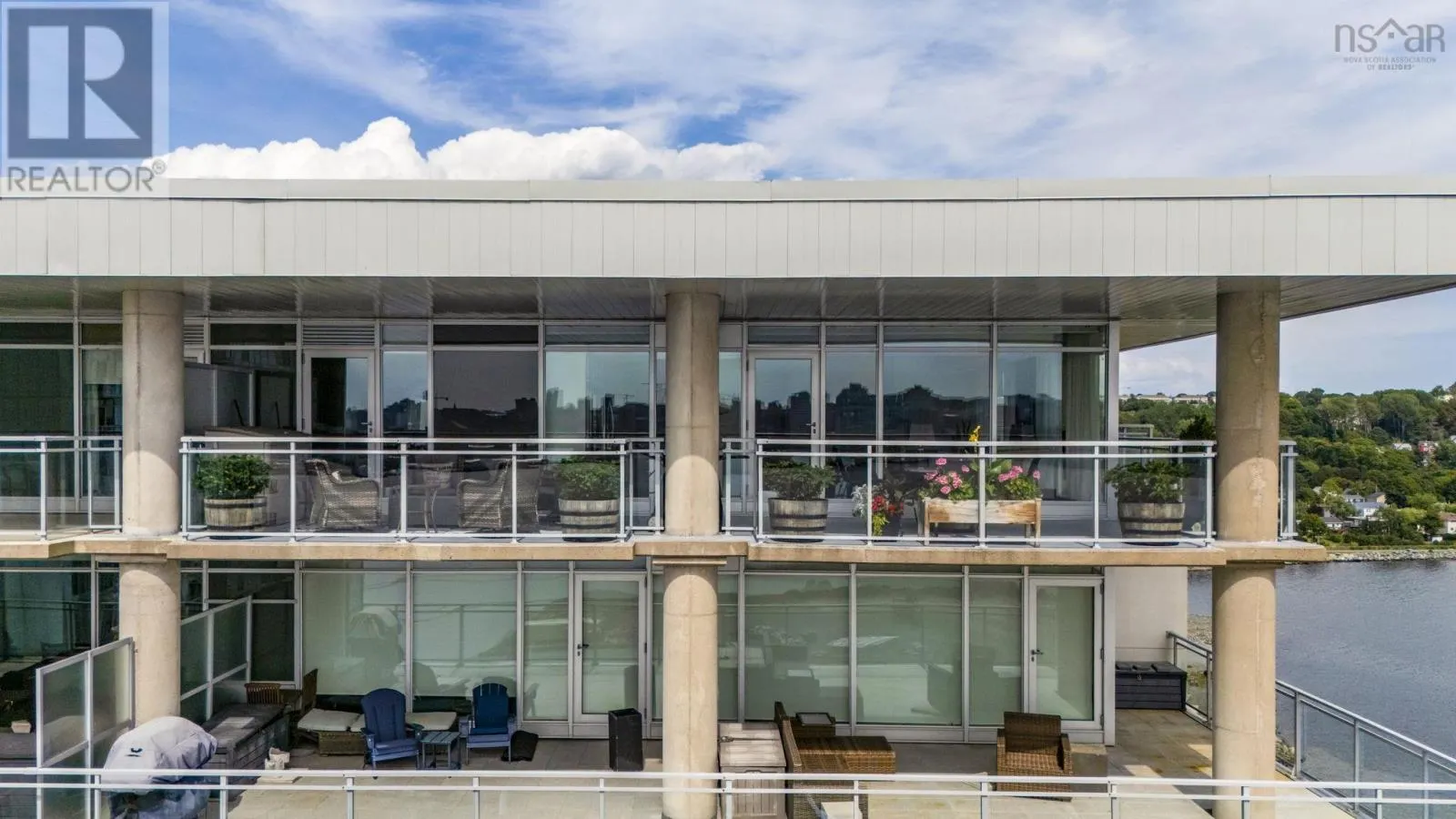 1203 31 Kings Wharf Place