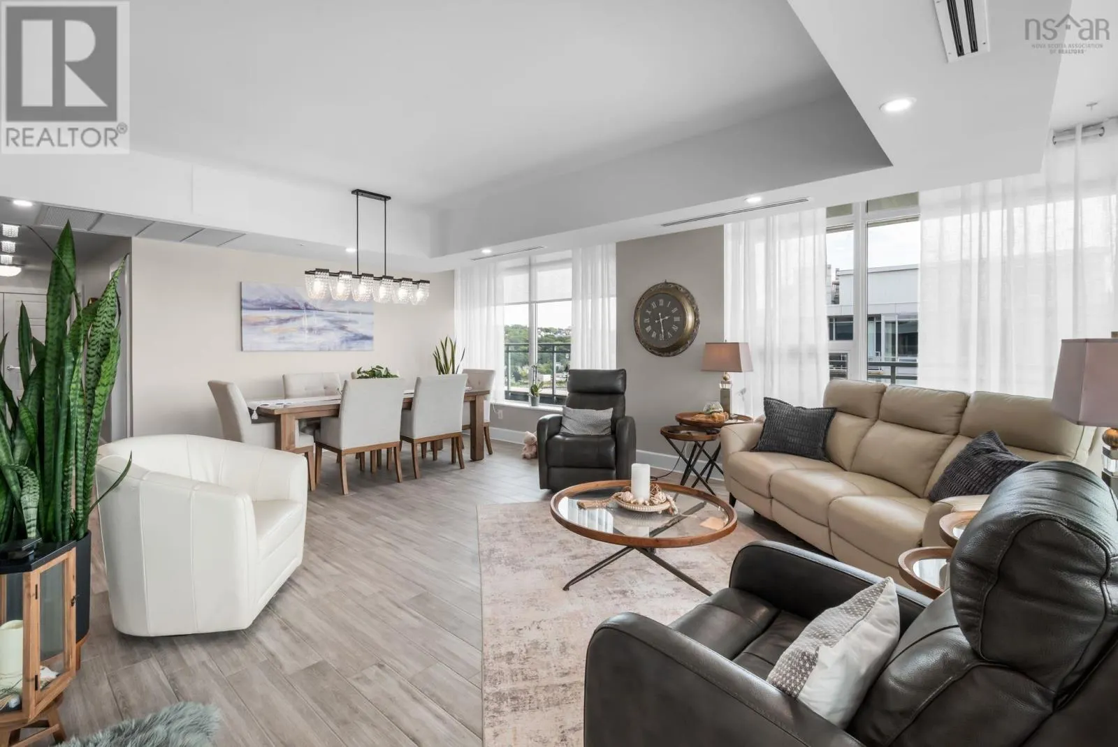 1203 31 Kings Wharf Place