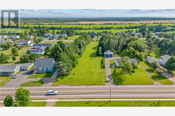 LOT 2 Main Street E