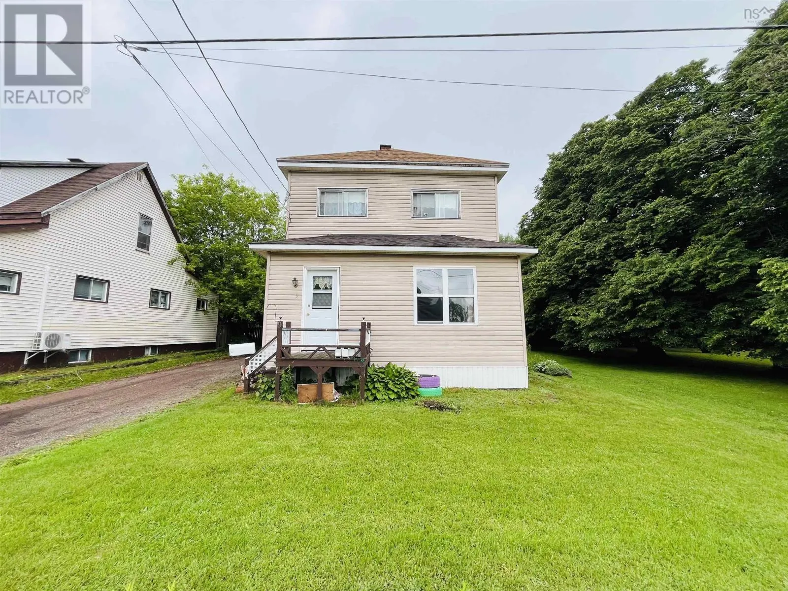 9 Dundonald Street