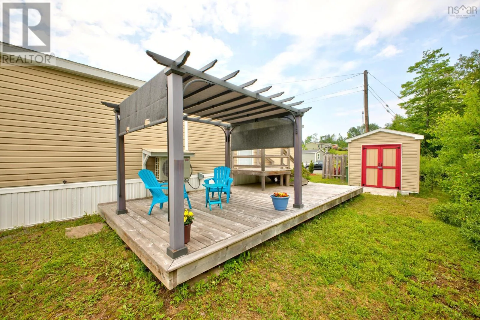1047 GLEN FOREST Drive