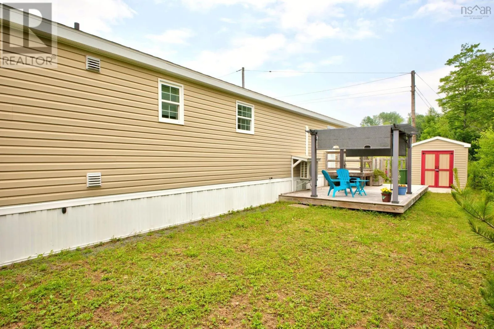 1047 GLEN FOREST Drive