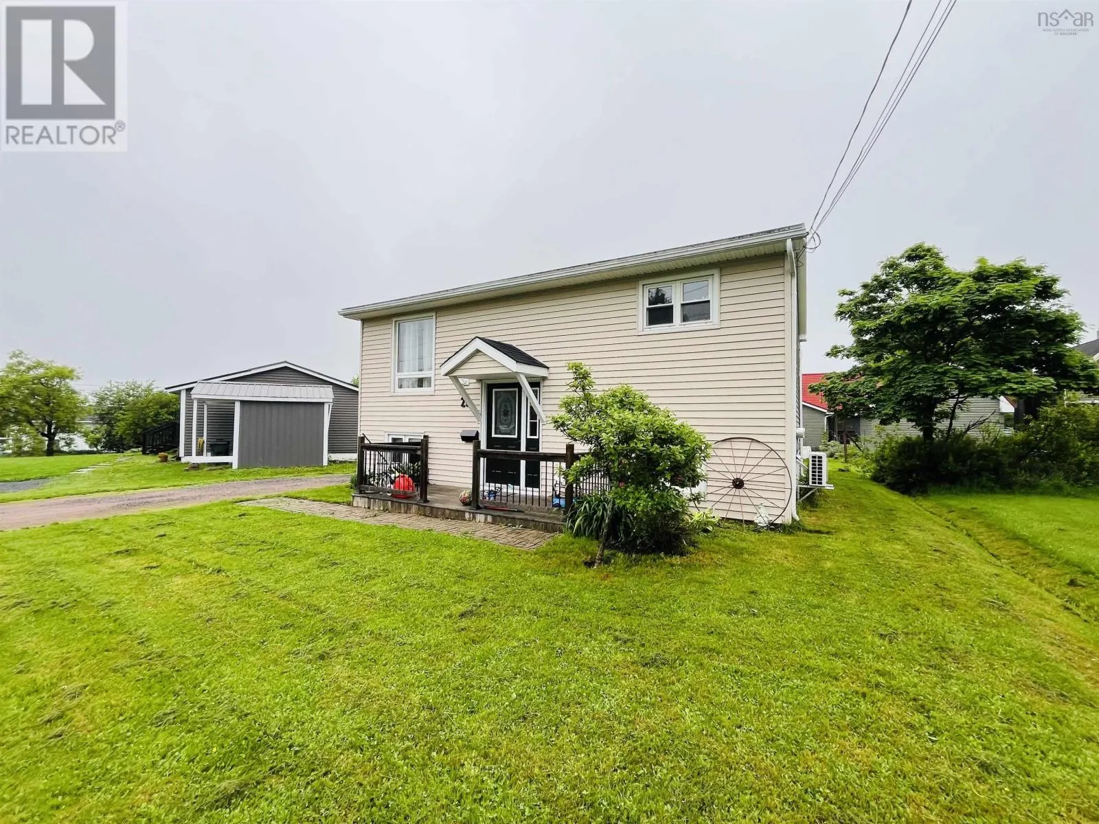 21 Snowden Avenue