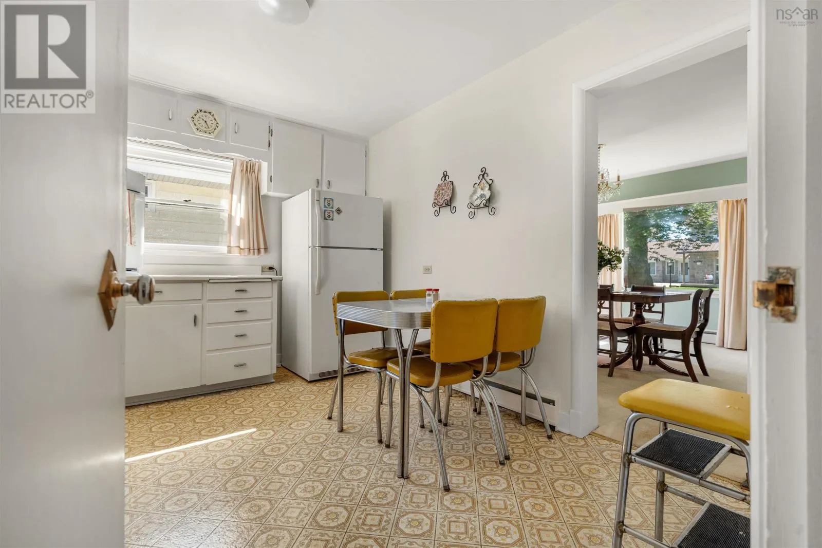7 ROOSEVELT Avenue