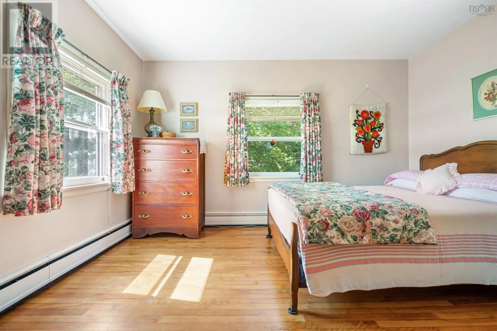 7 ROOSEVELT Avenue