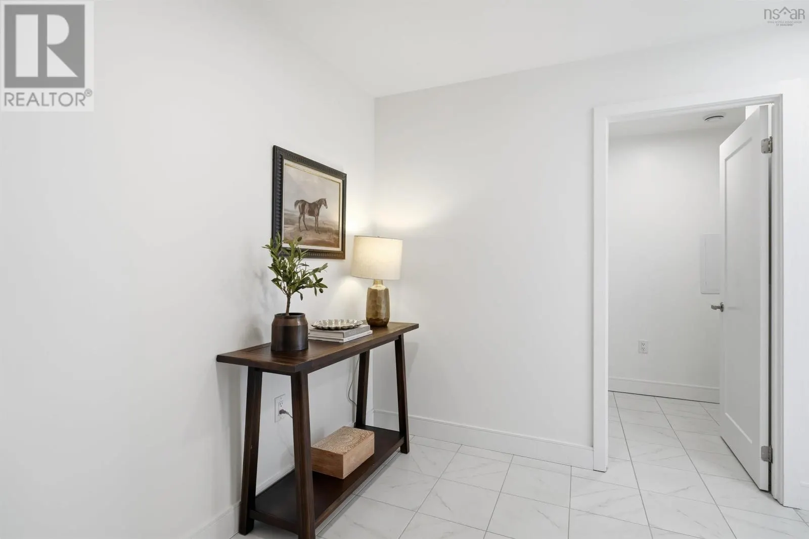 1602 72 Seapoint Road