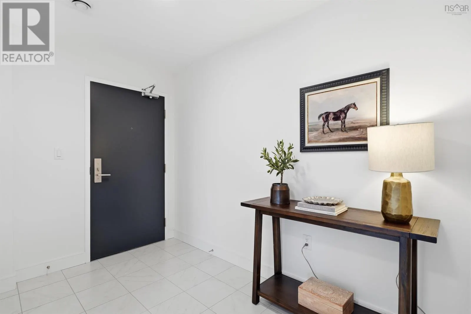 1602 72 Seapoint Road