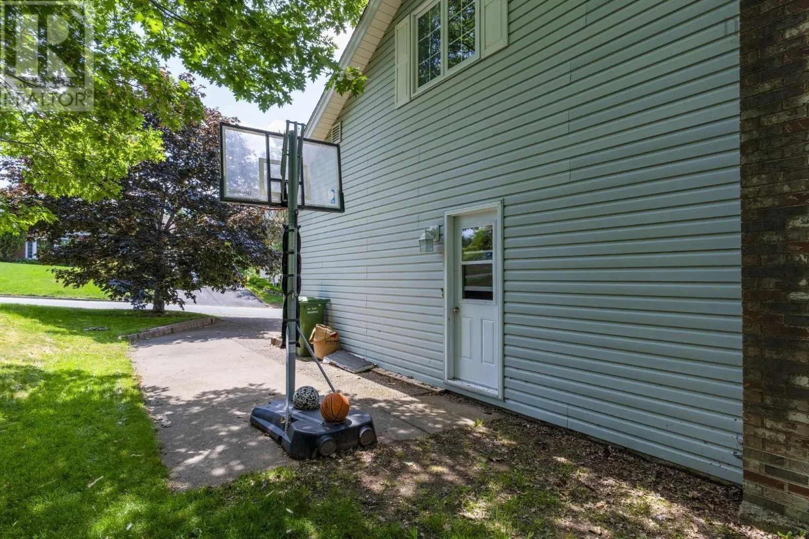 85 Brentwood Drive