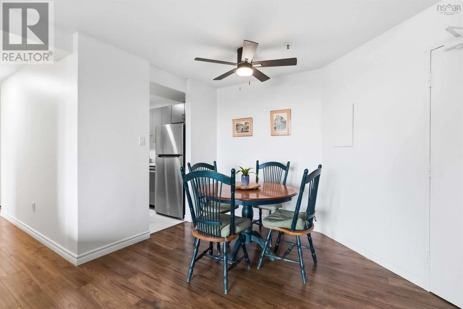 230 281 Windmill Road