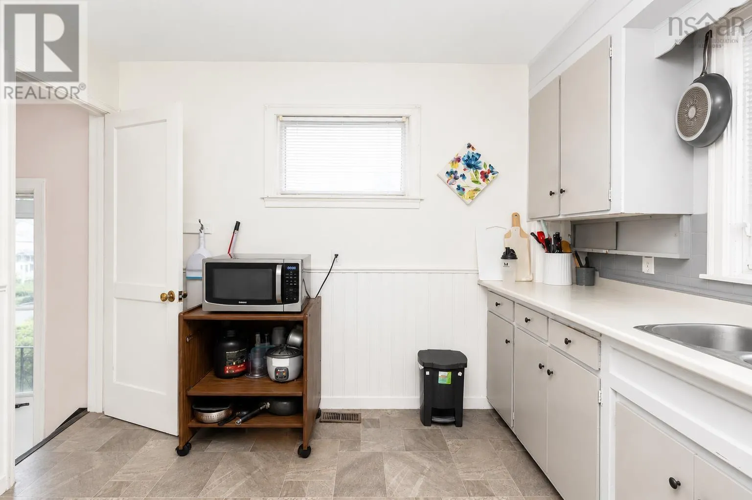 63 Sutherland Street