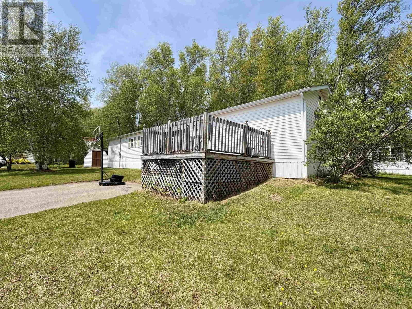 60 Rosewood Drive