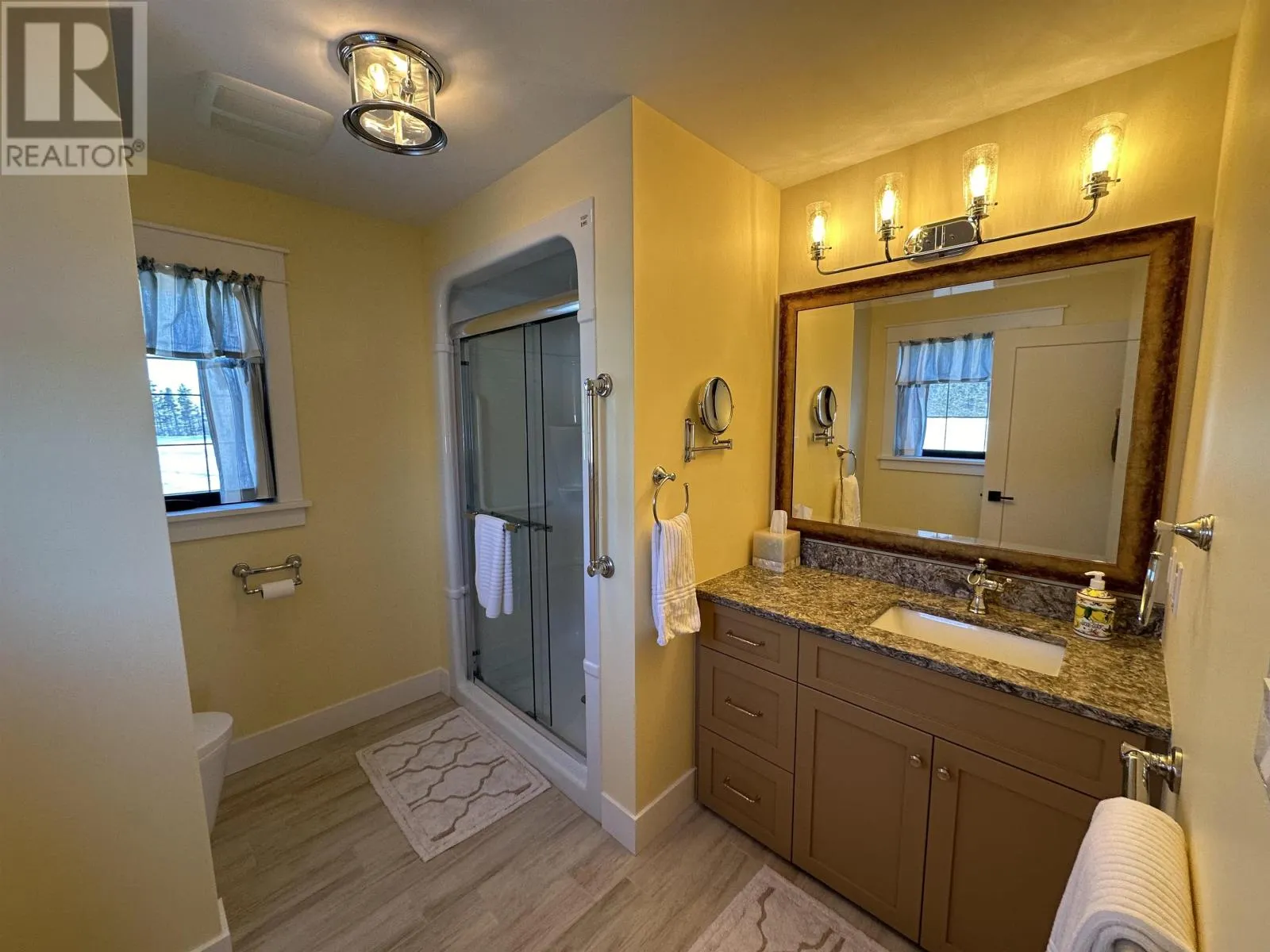 295 Stewart Point