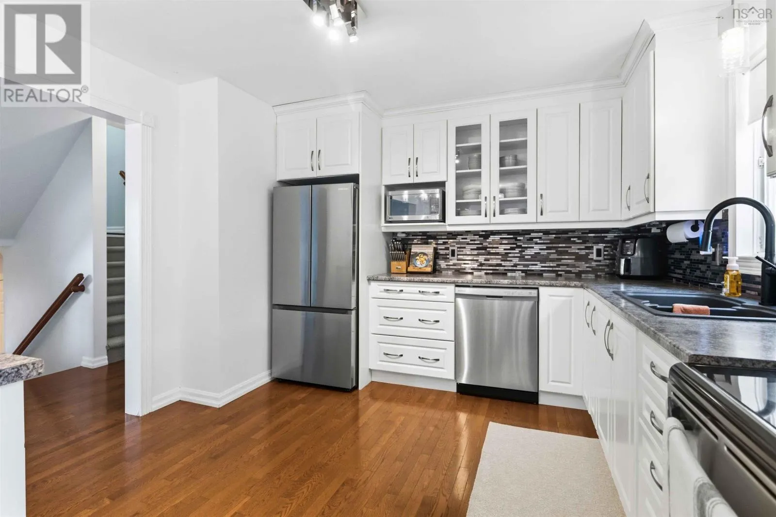 1 Fir Tree Lane