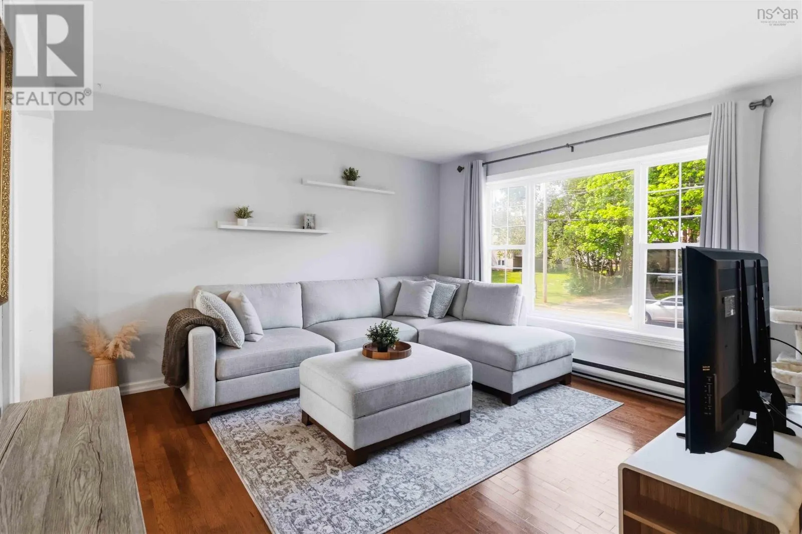 1 Fir Tree Lane