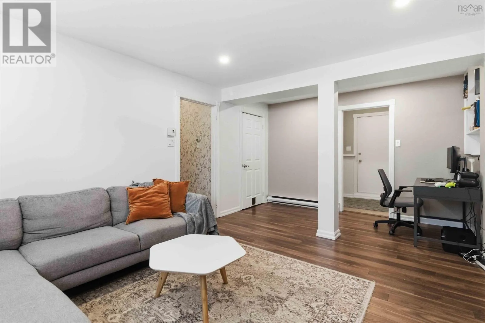 1 Fir Tree Lane