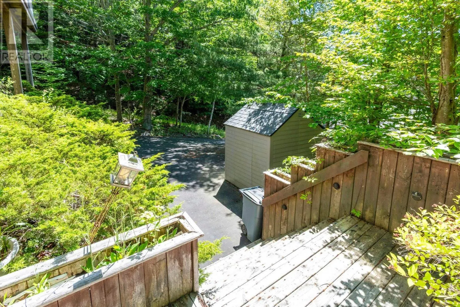 69 Meadowbrook Drive