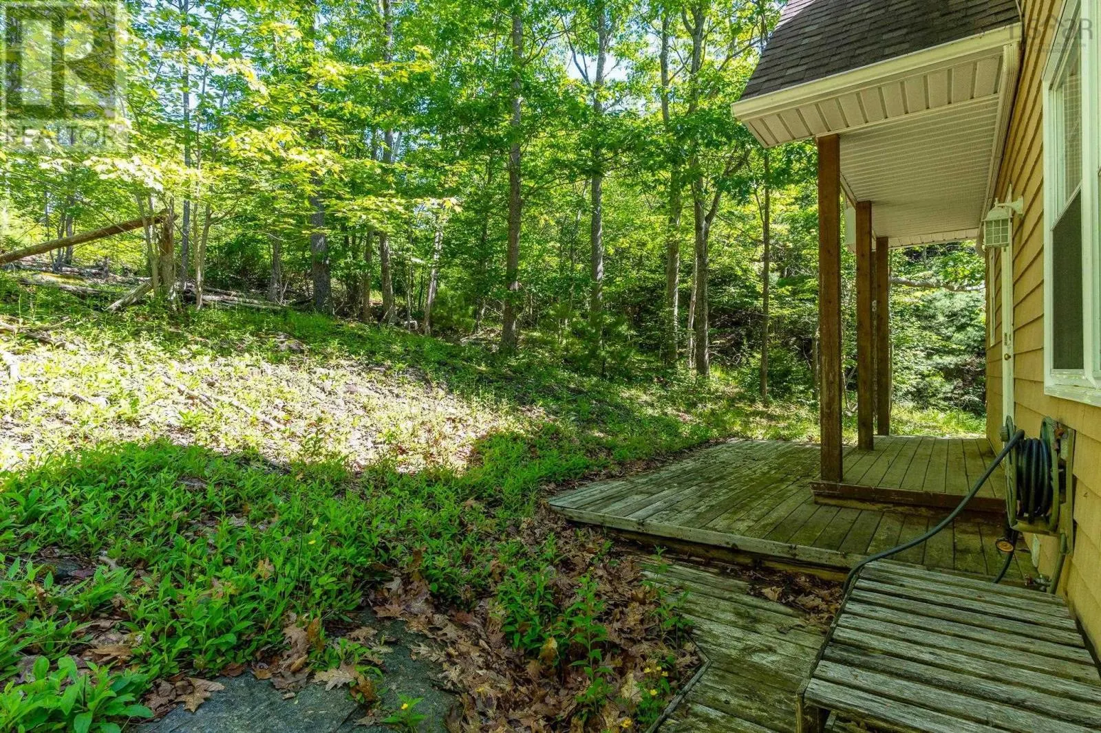 69 Meadowbrook Drive