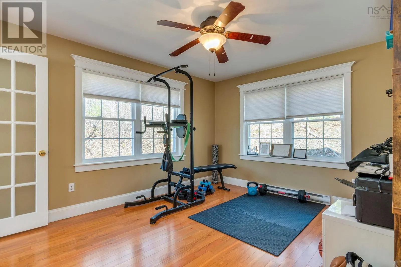 69 Meadowbrook Drive