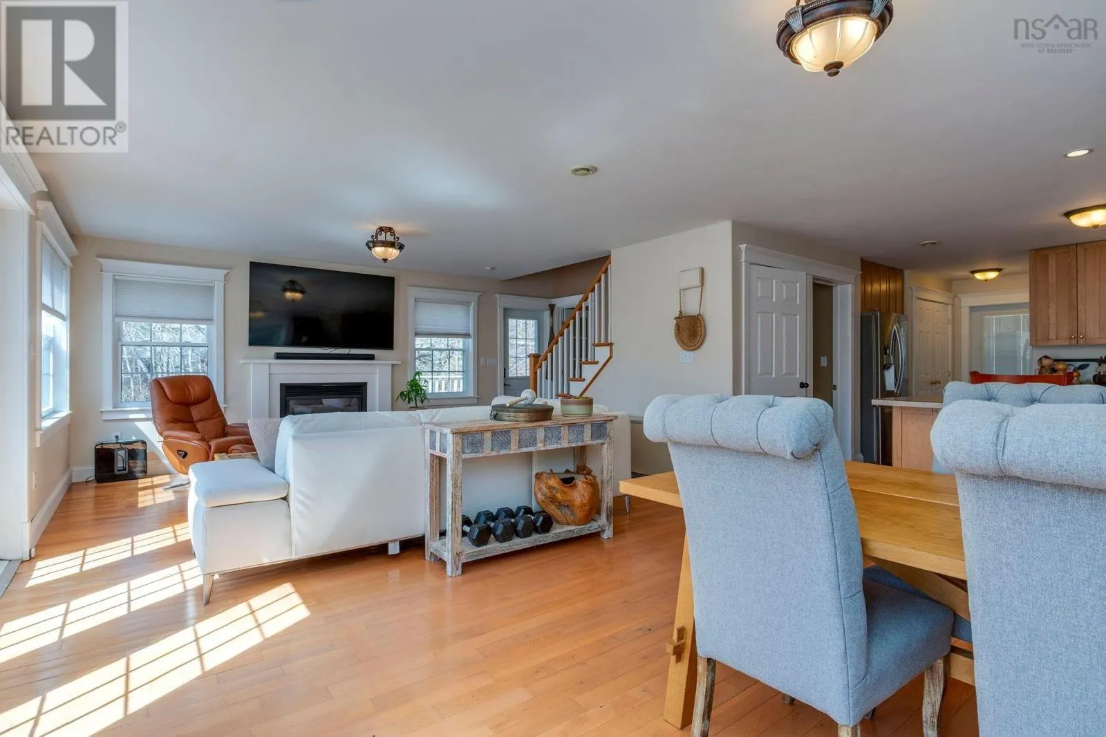69 Meadowbrook Drive