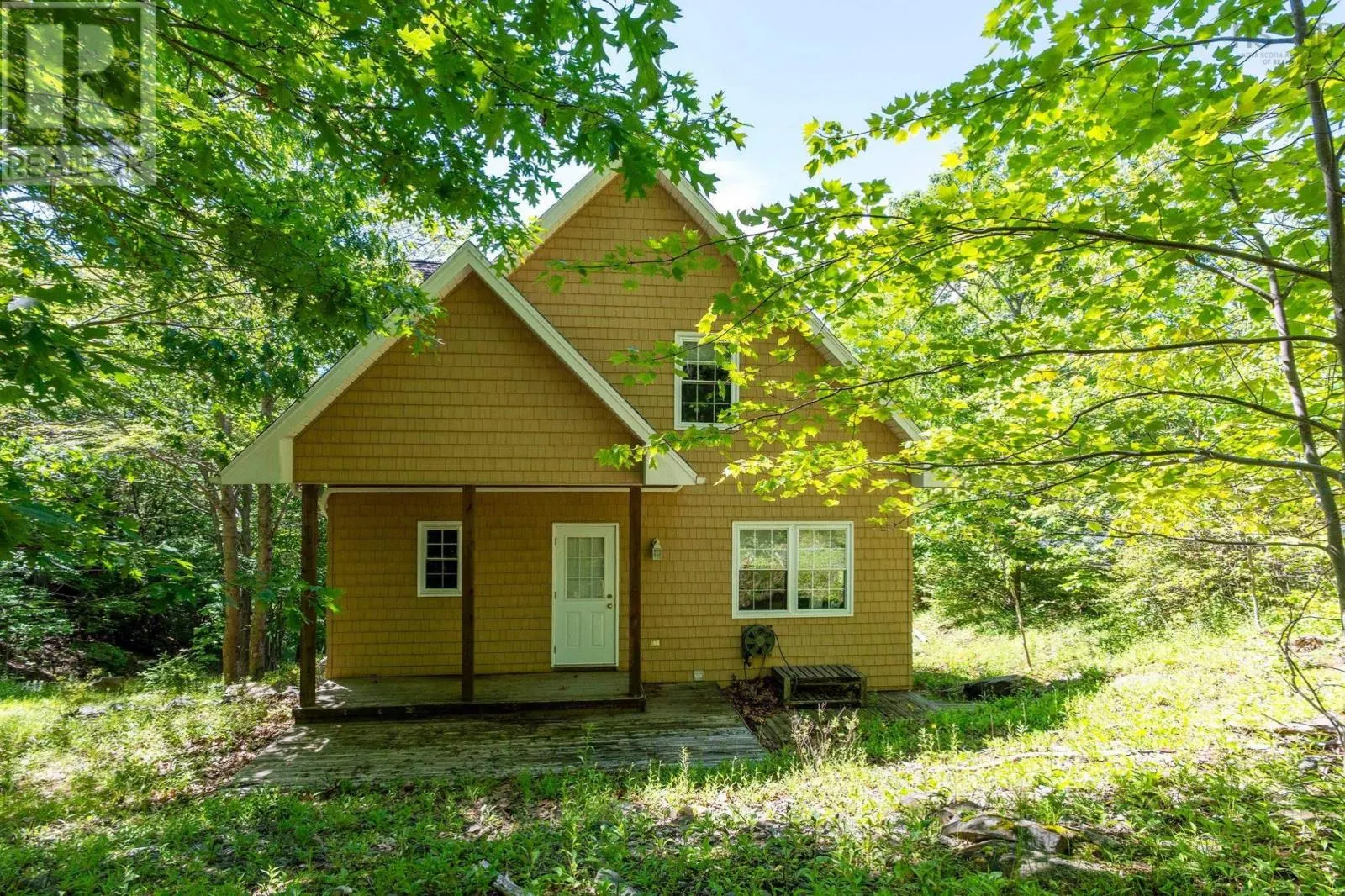 69 Meadowbrook Drive