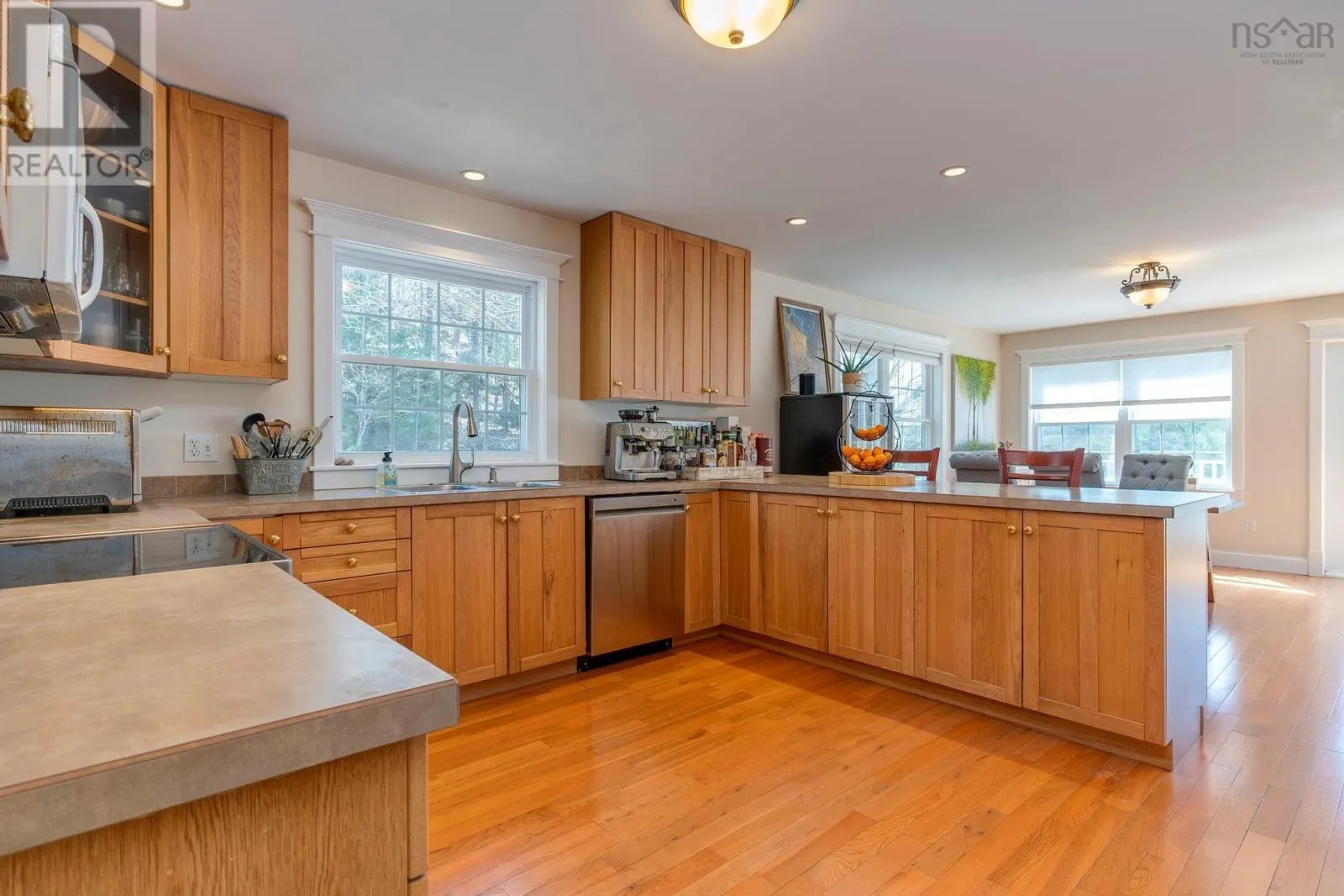 69 Meadowbrook Drive