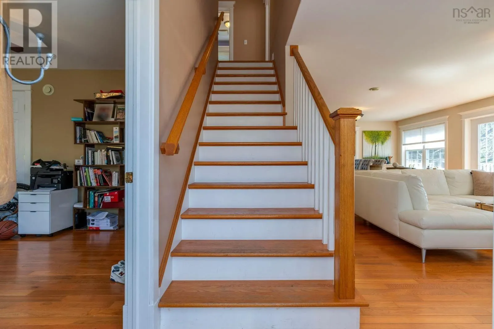 69 Meadowbrook Drive