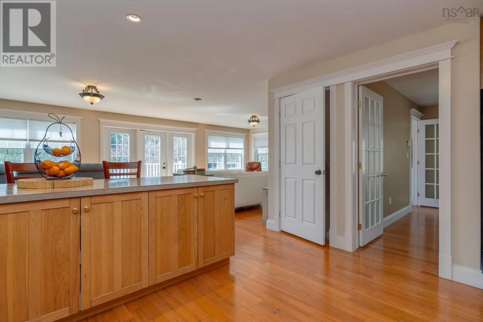 69 Meadowbrook Drive