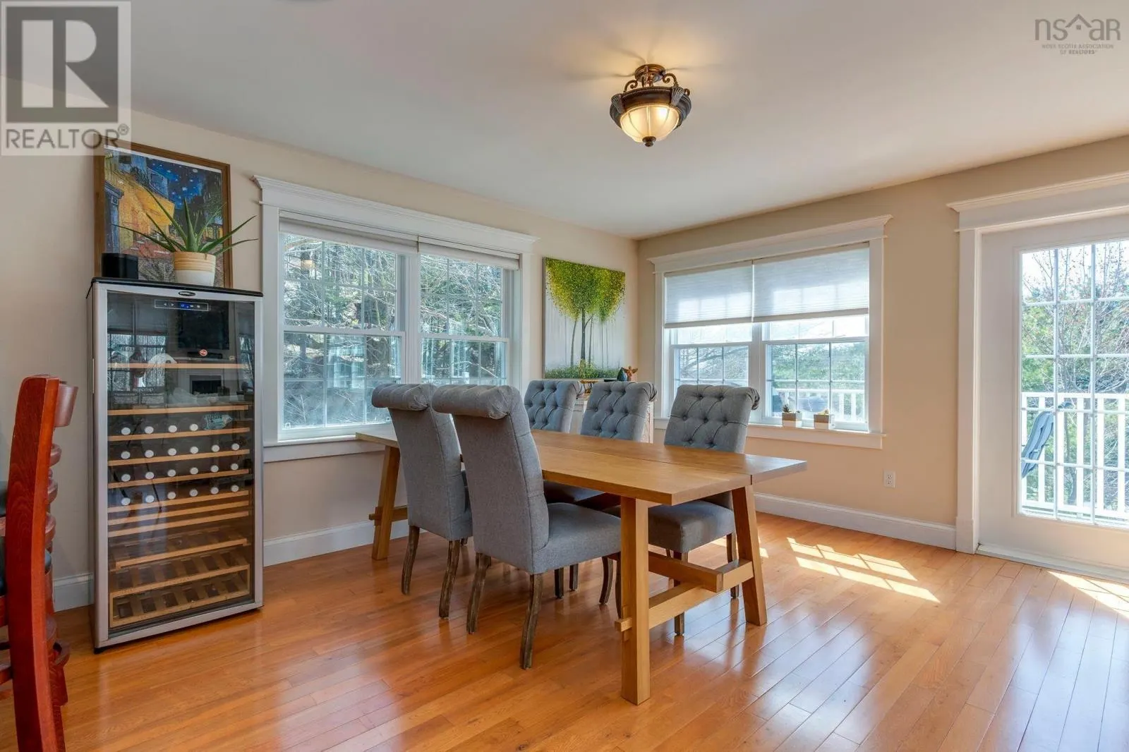 69 Meadowbrook Drive