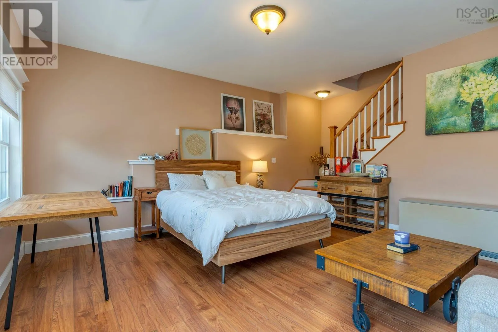 69 Meadowbrook Drive
