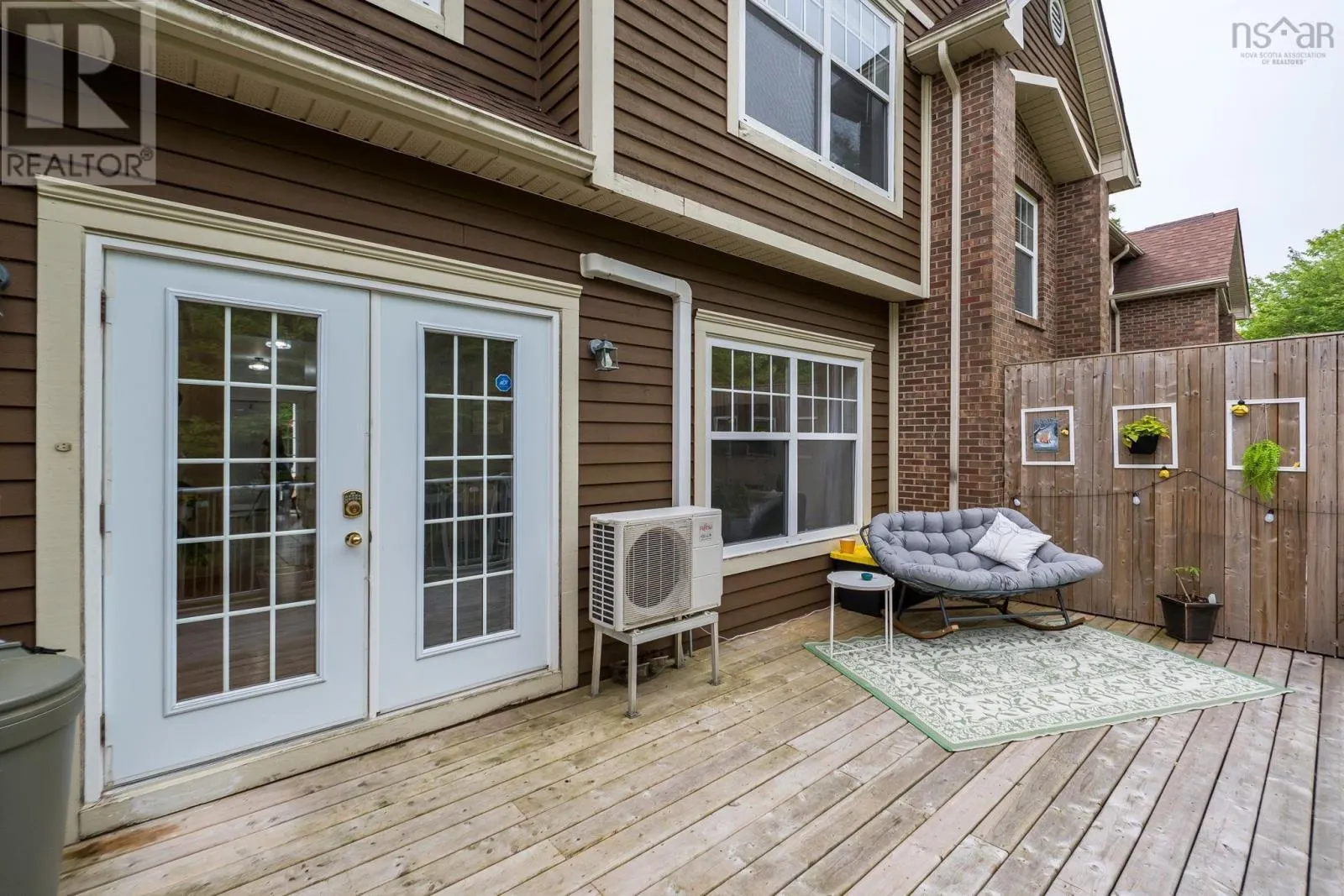 38 Greenside Lane