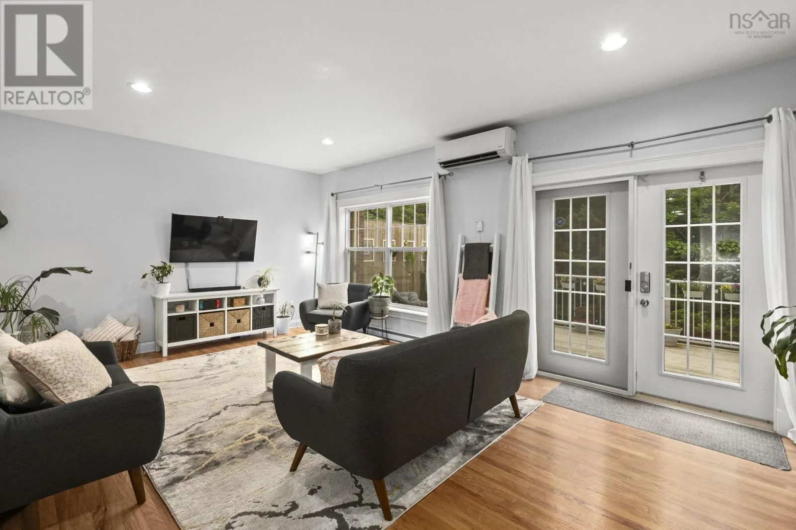 38 Greenside Lane
