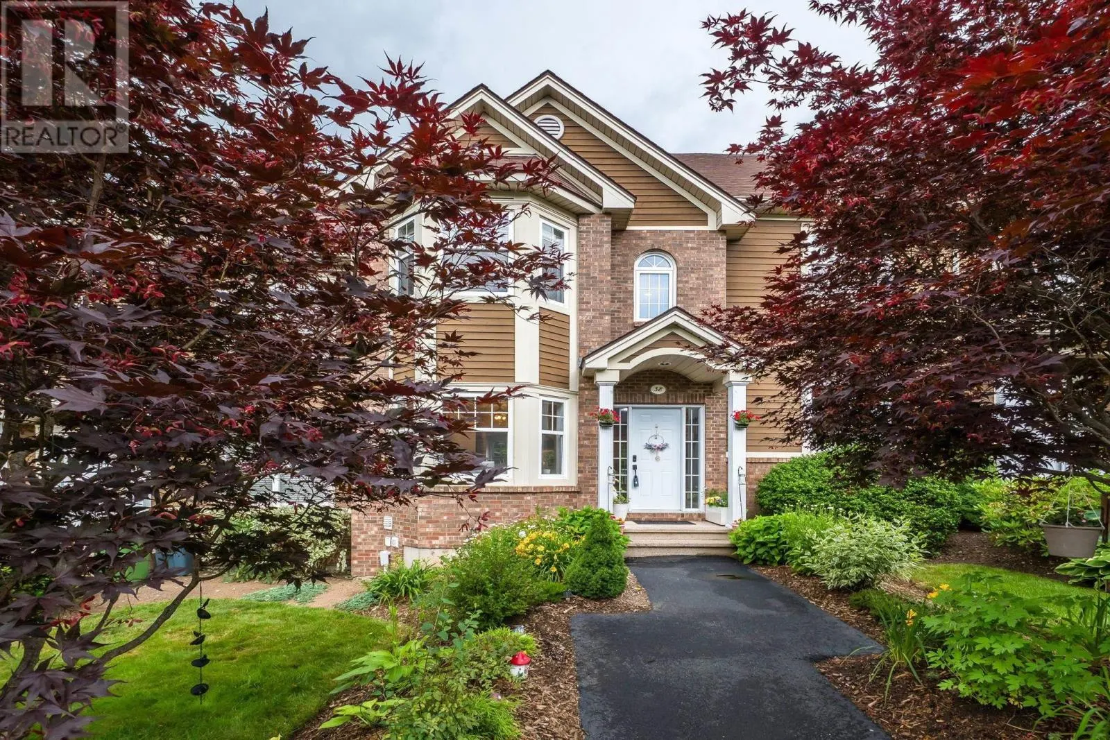 38 Greenside Lane