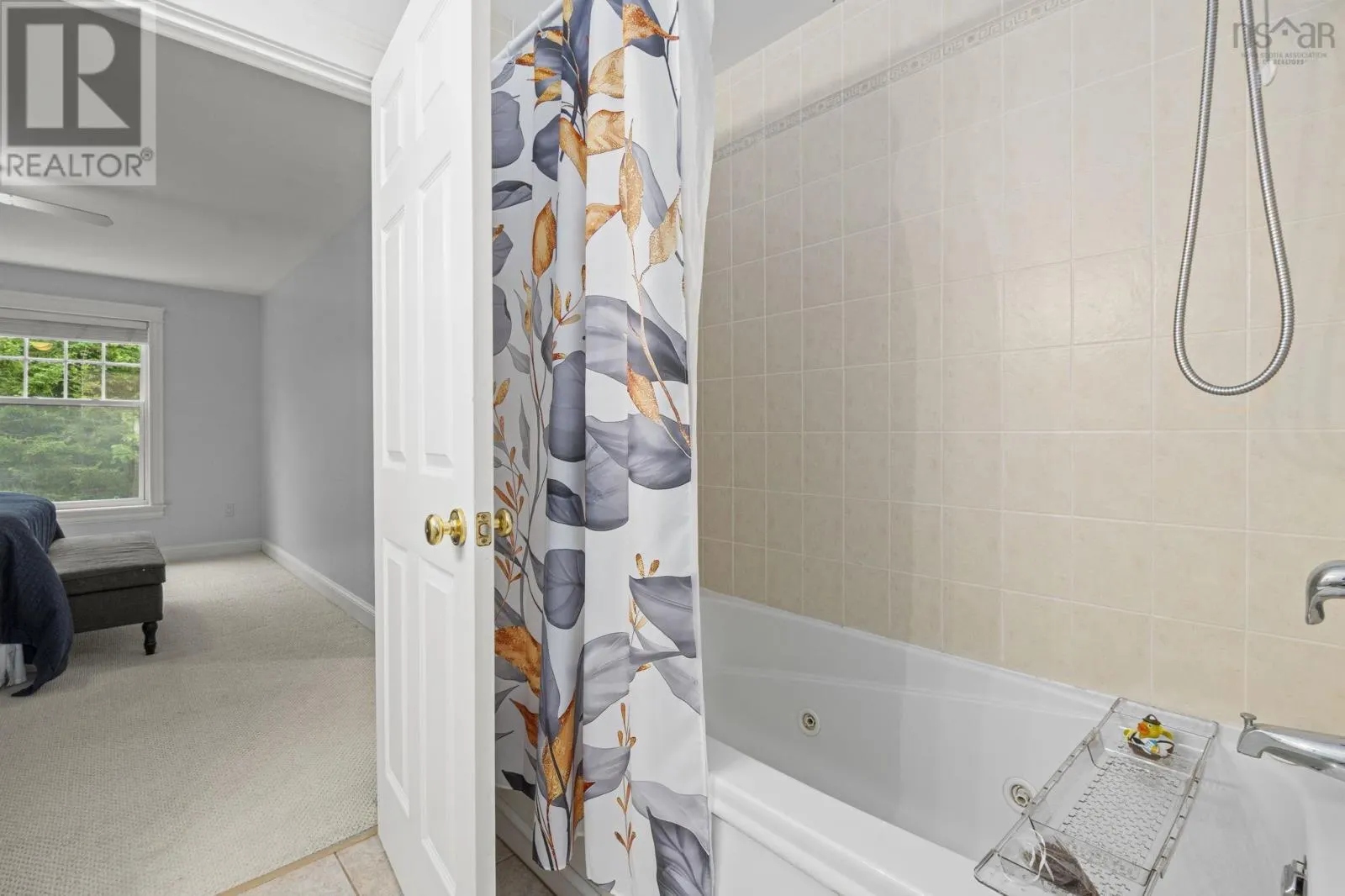 38 Greenside Lane