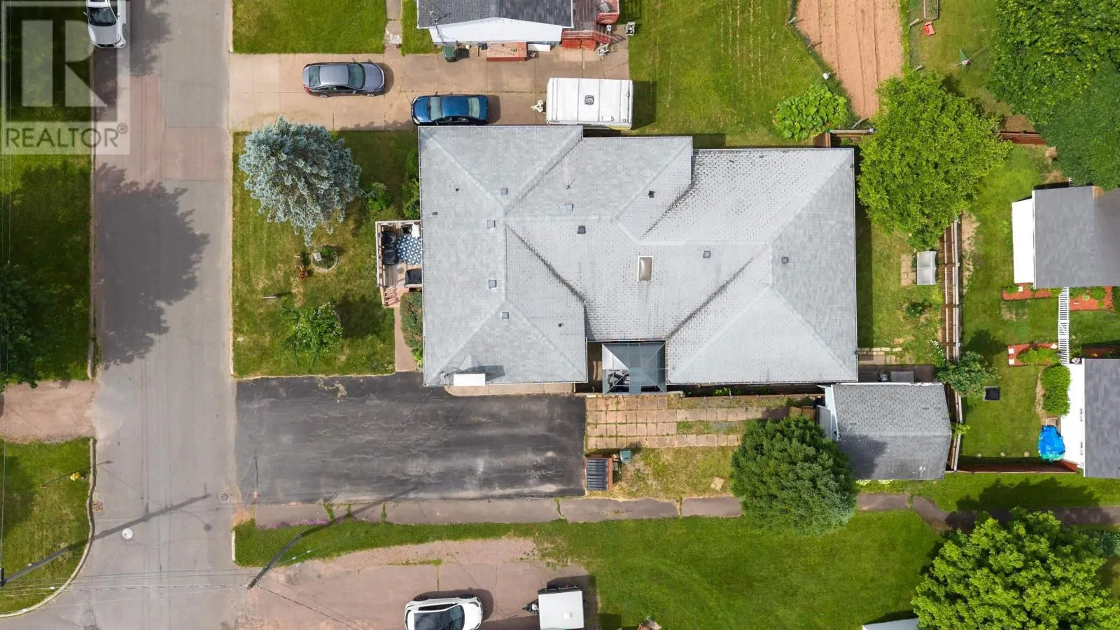 16 Rogers Avenue