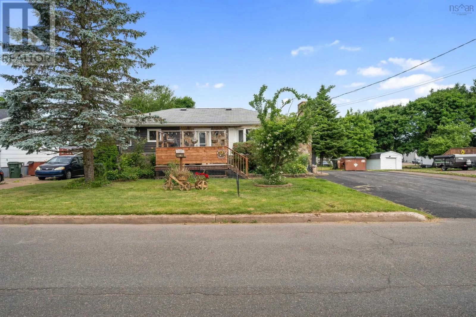 16 Rogers Avenue