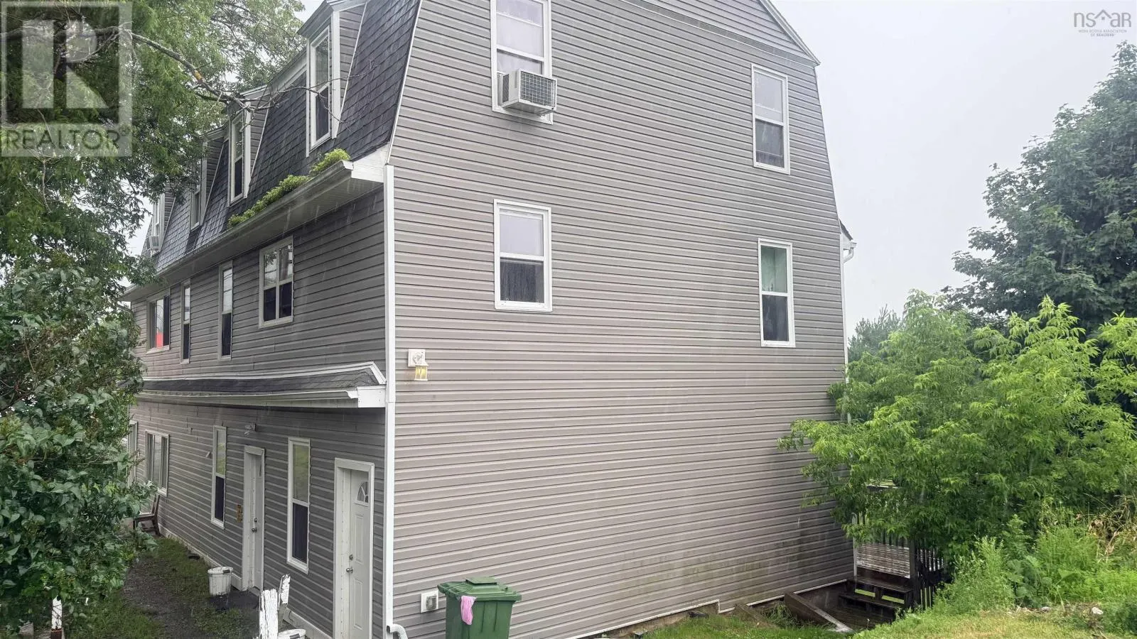 157 Main Street