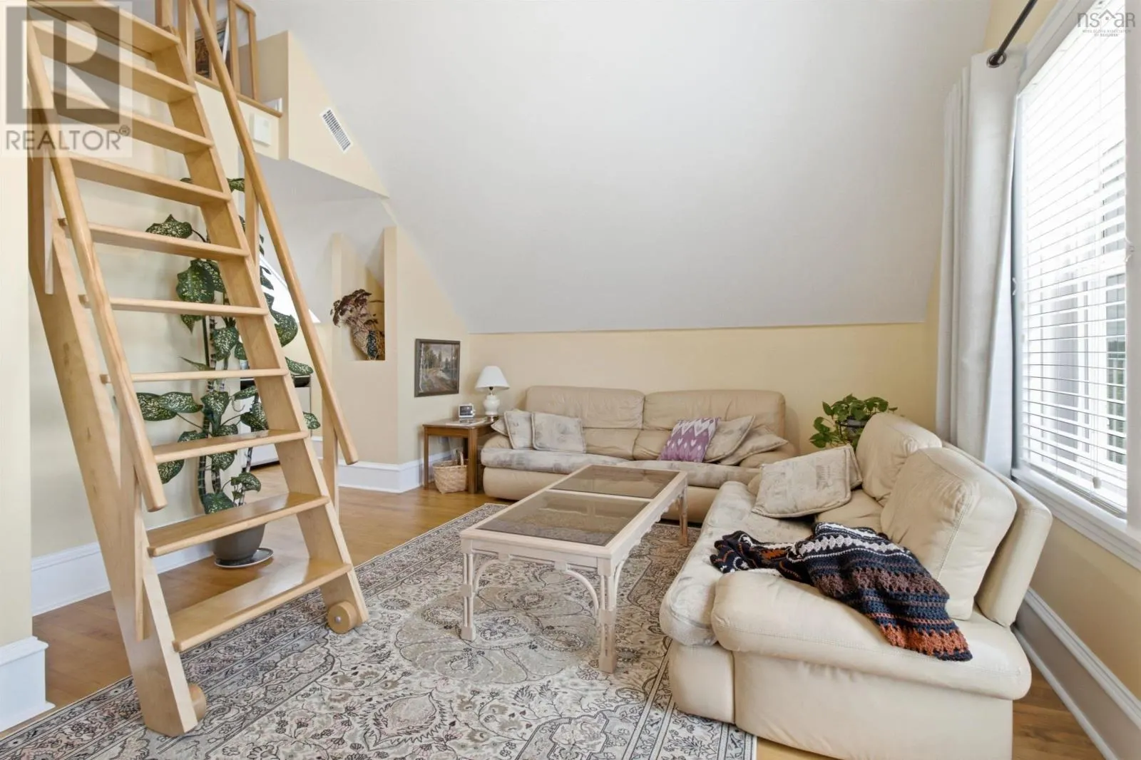5773 Stellarton Trafalgar Road