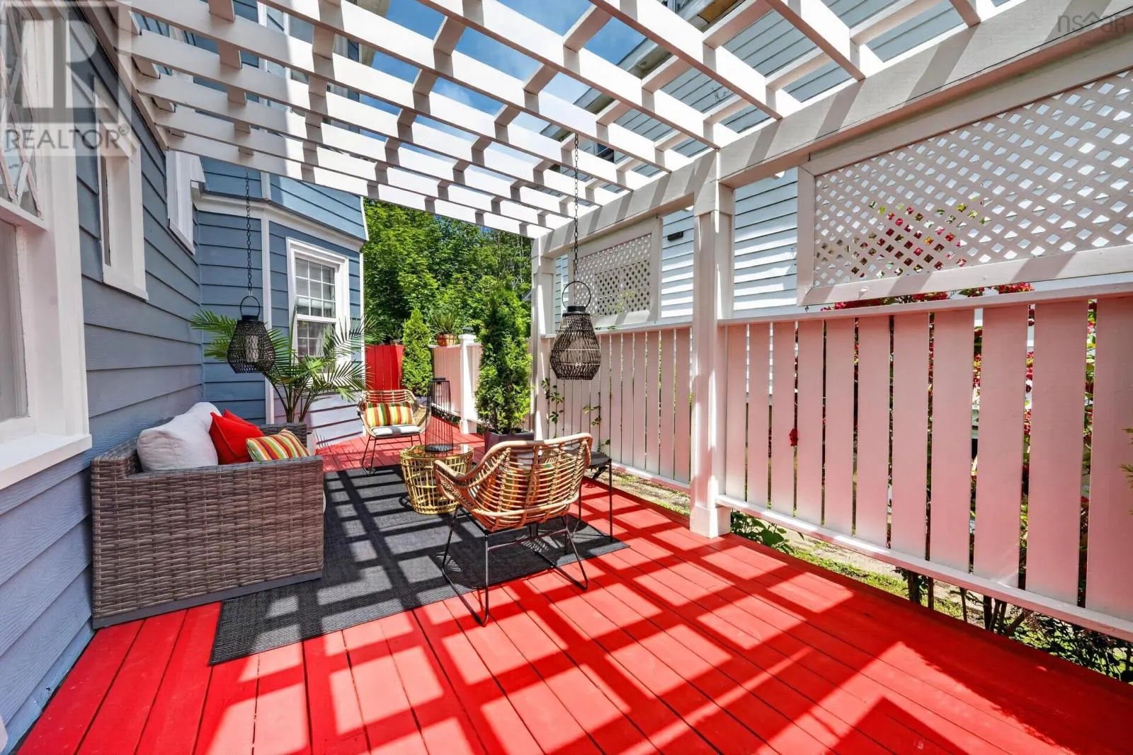 83 Whitney Avenue