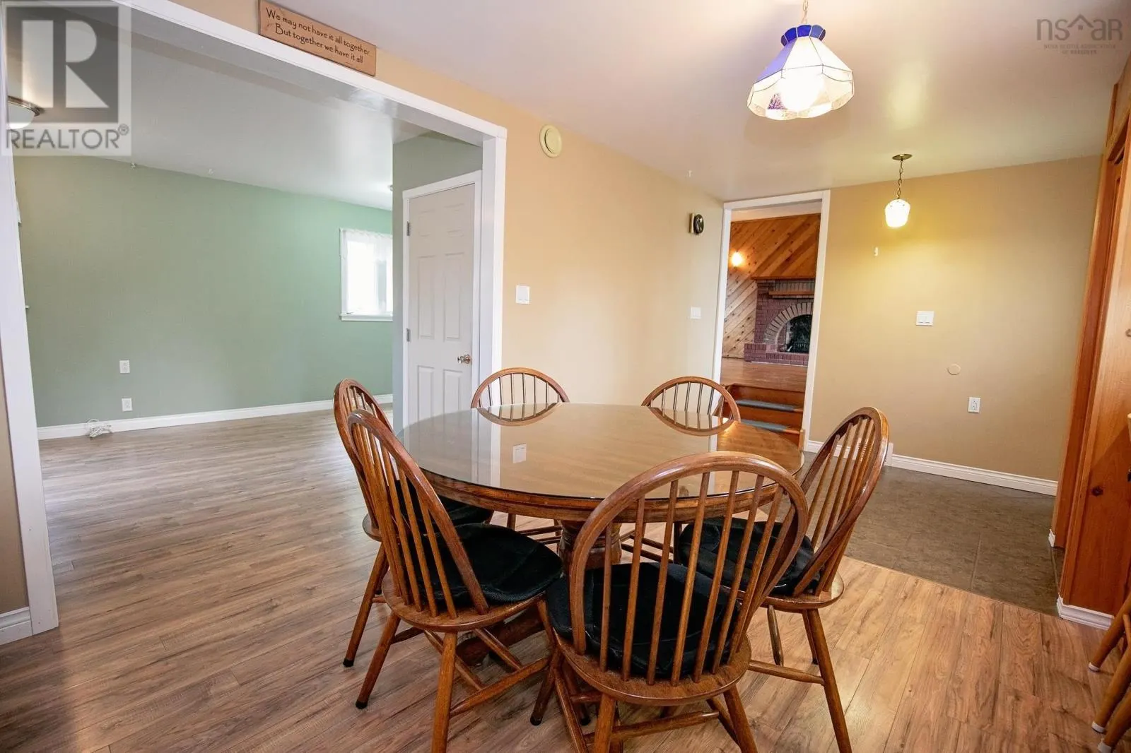 8 Allison Avenue