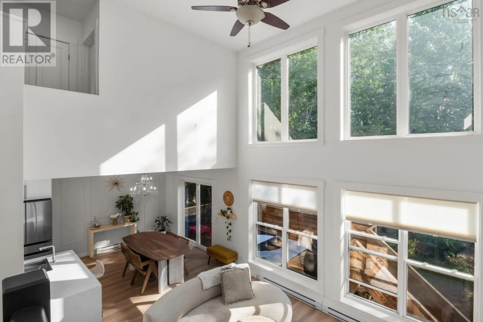 51 Capstone Crescent
