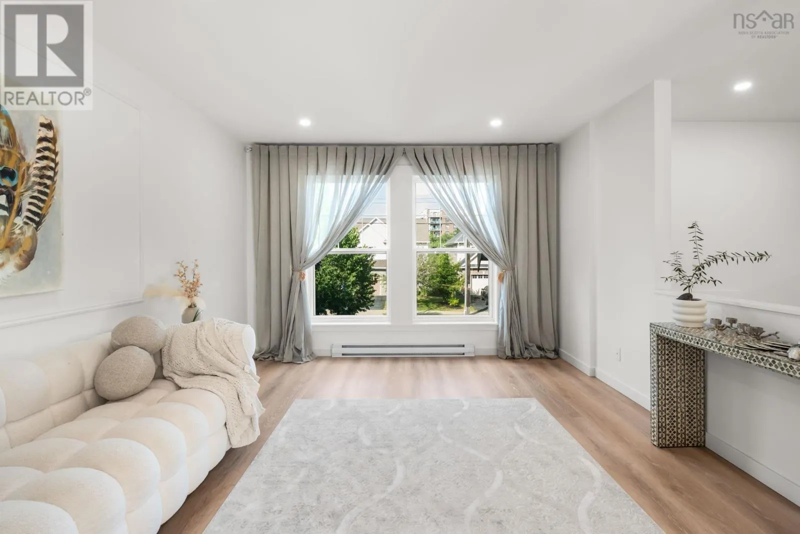 51 Capstone Crescent