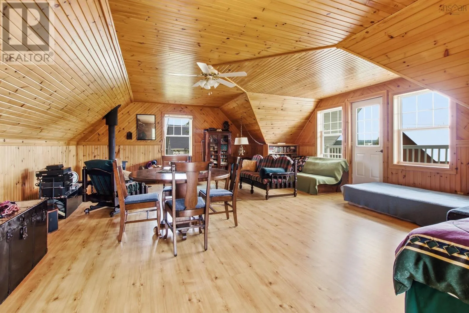 5773 Stellarton Trafalgar Road