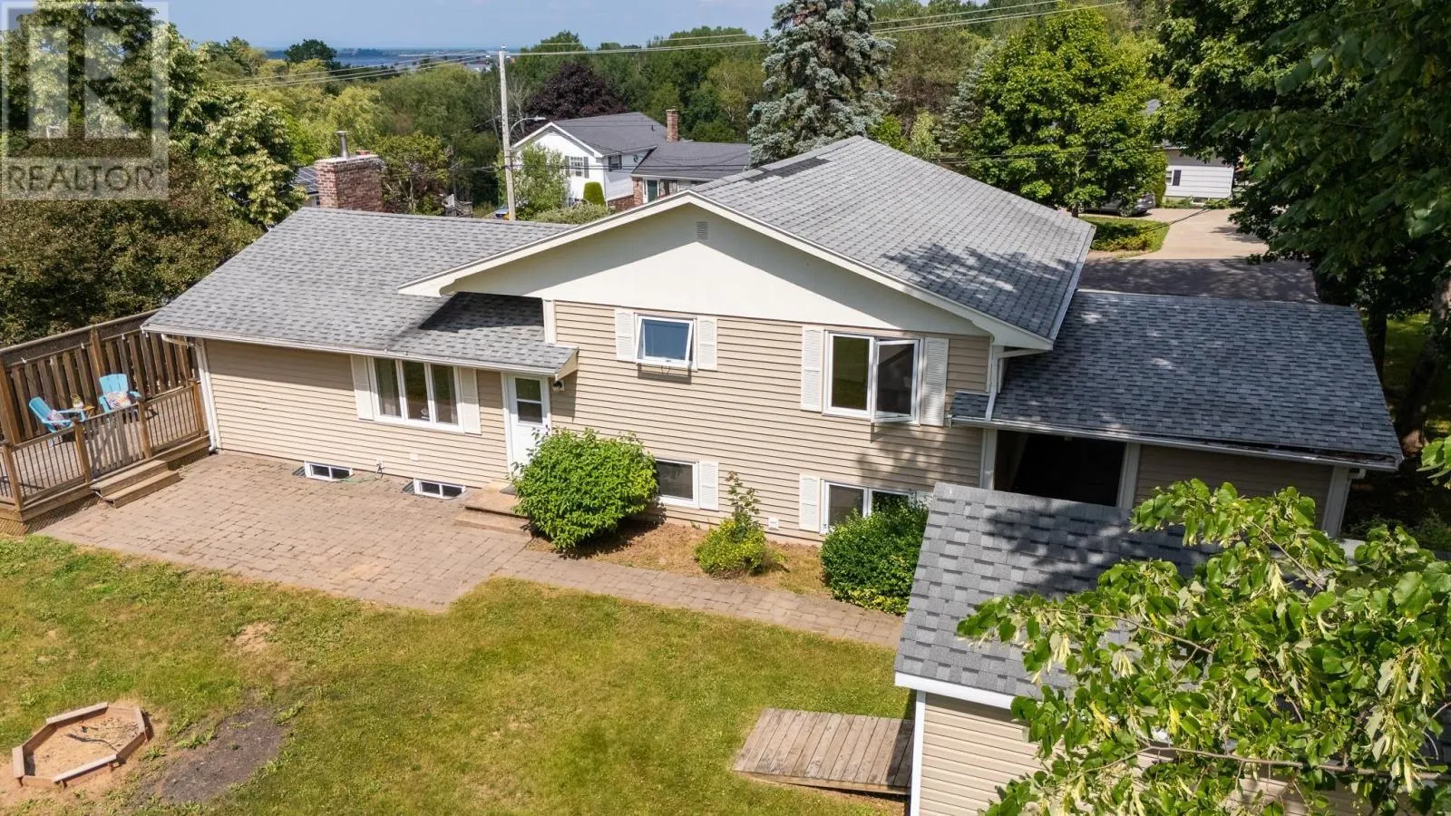 20 Grandview Drive