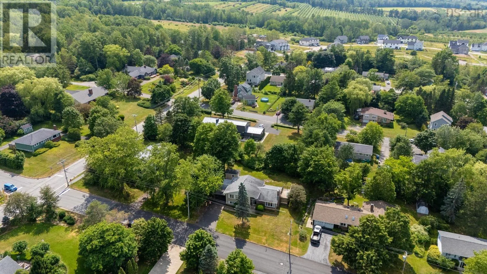 20 Grandview Drive