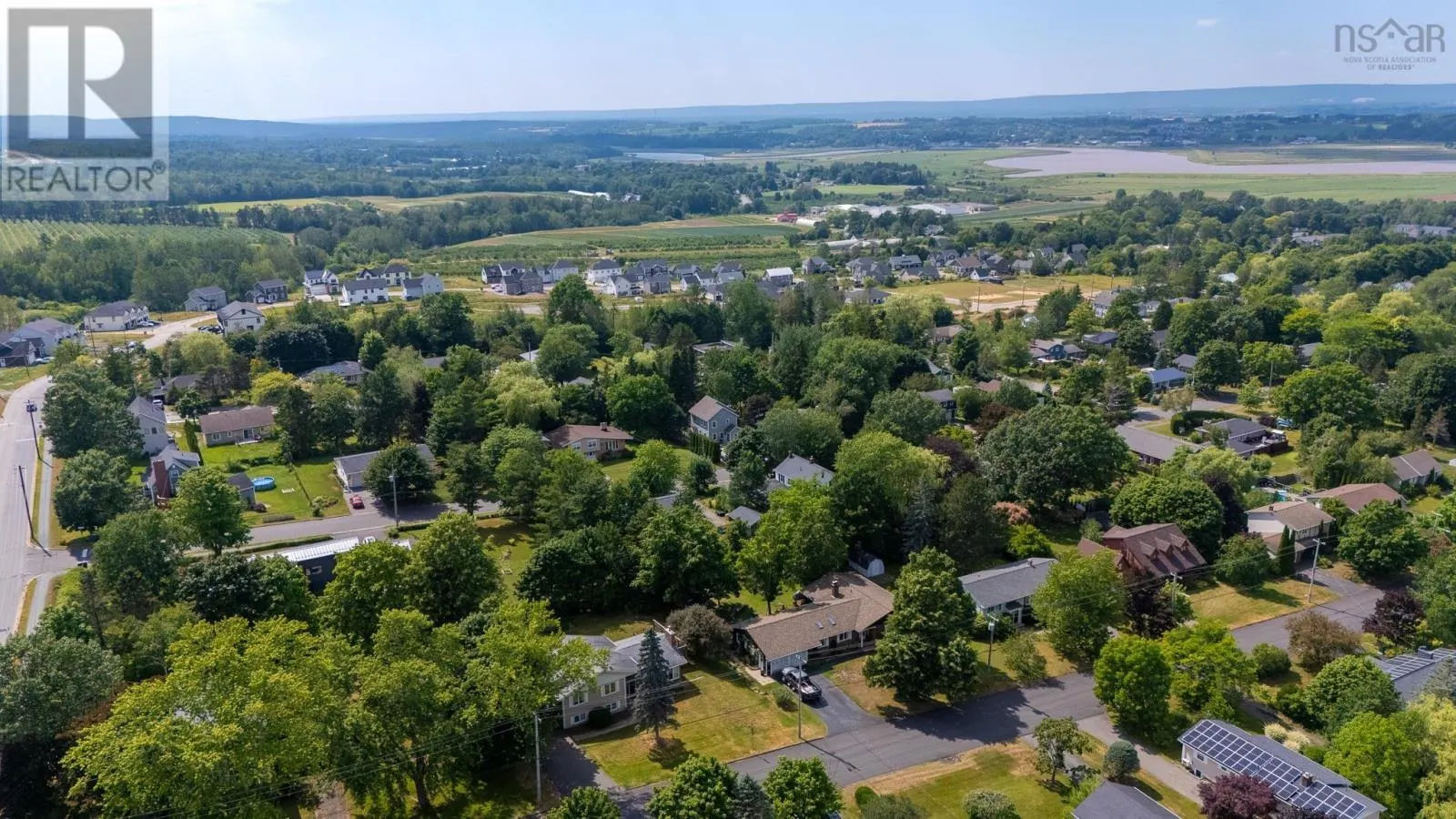 20 Grandview Drive