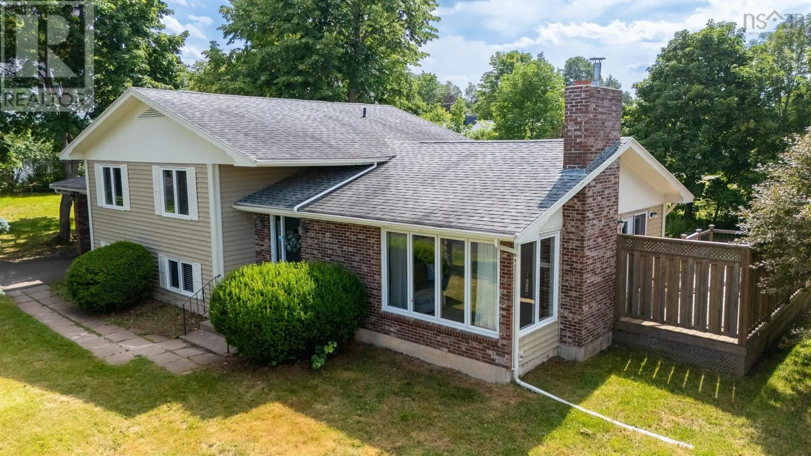 20 Grandview Drive