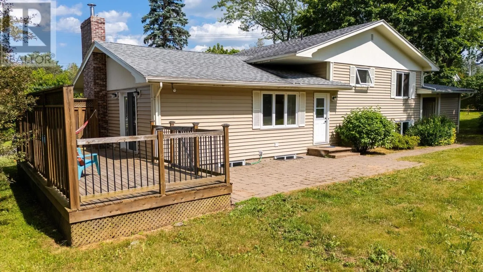 20 Grandview Drive